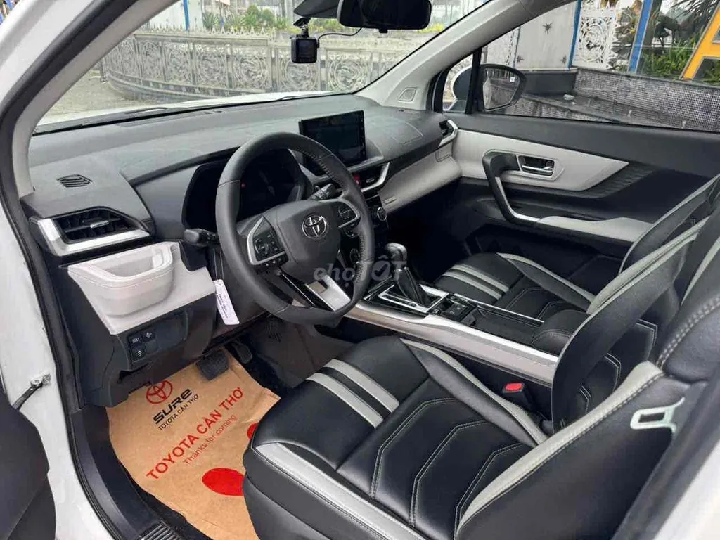 Toyota Veloz Cross 2024 photo 5