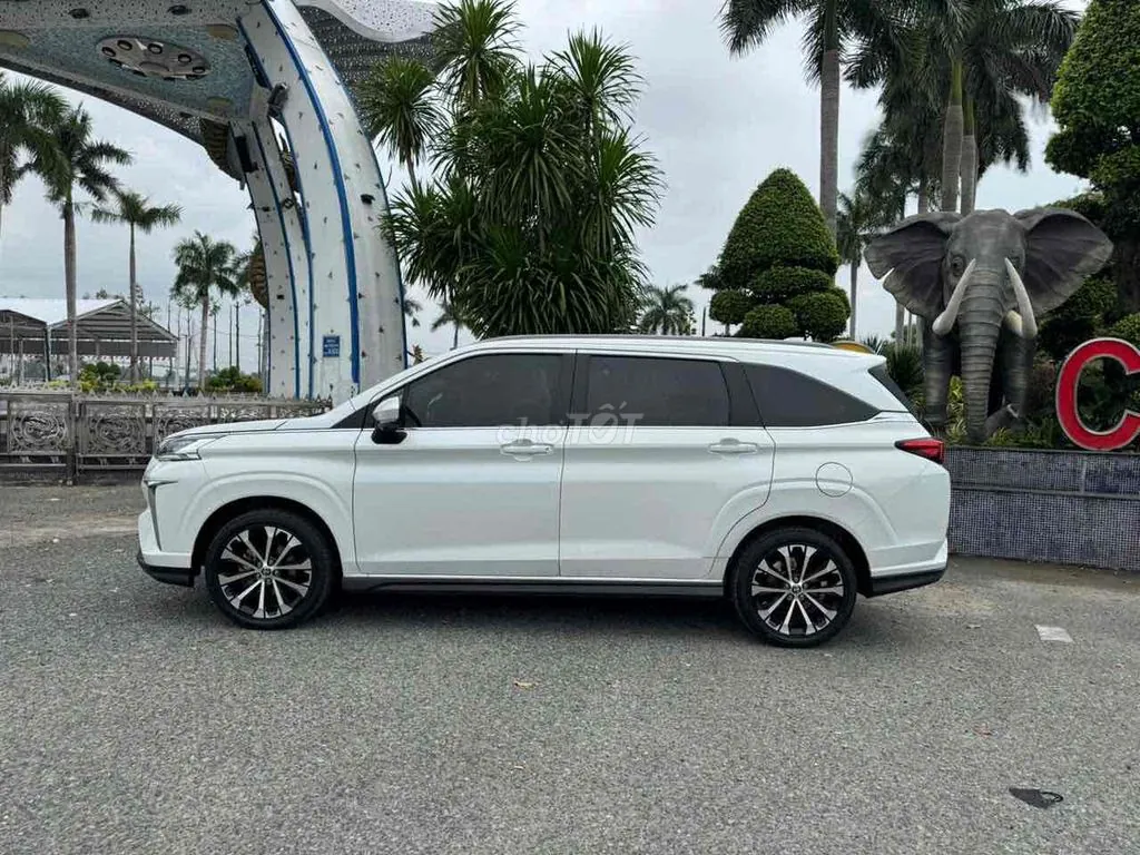 Toyota Veloz Cross 2024 photo 3