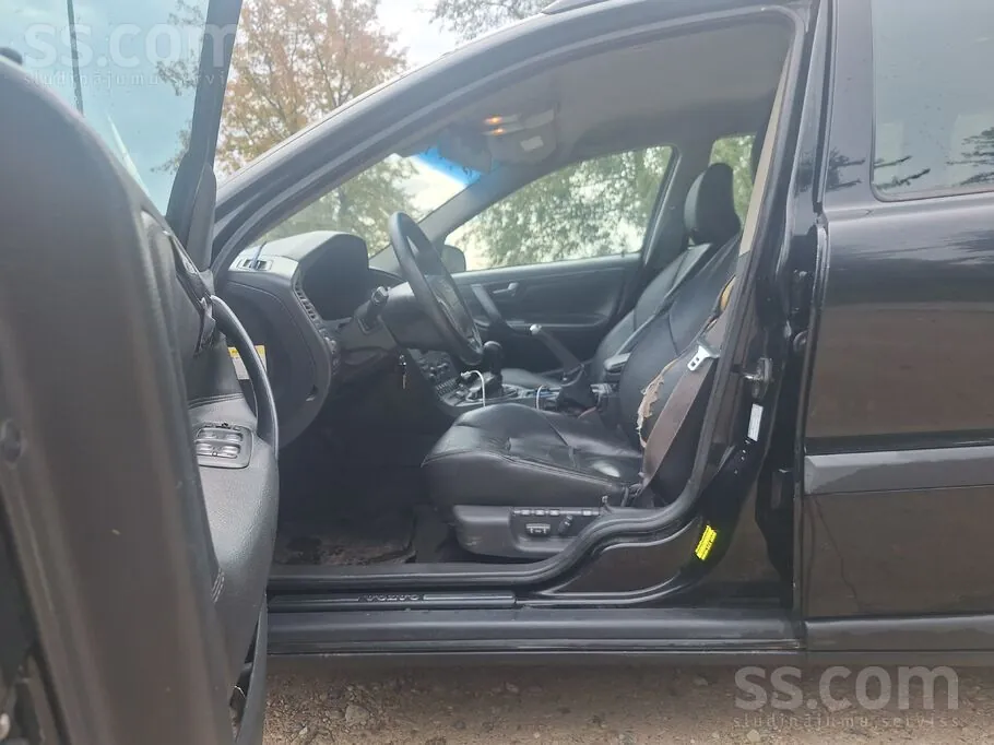 Volvo V70 2003 photo 5