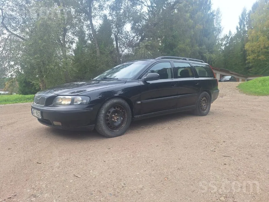 Volvo V70 2003 photo 2