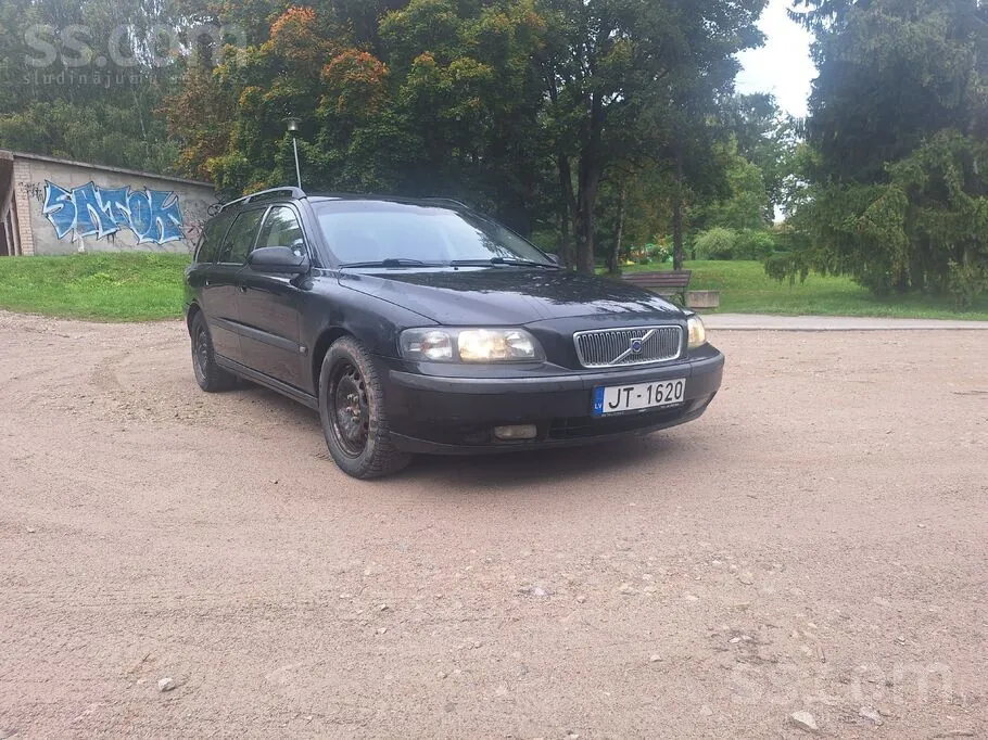 Volvo V70