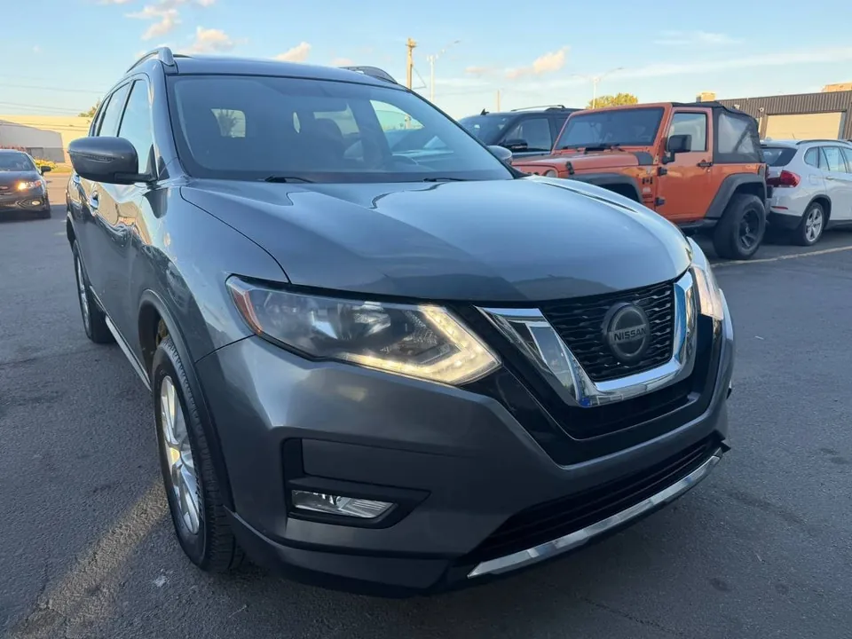 Nissan Rogue 2018 photo 2