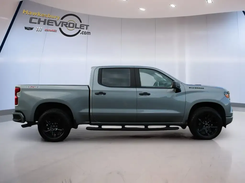 Chevrolet Silverado 1500 2025 photo 4