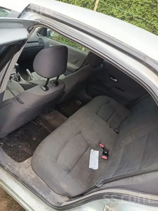 Renault Laguna 2003 photo 4