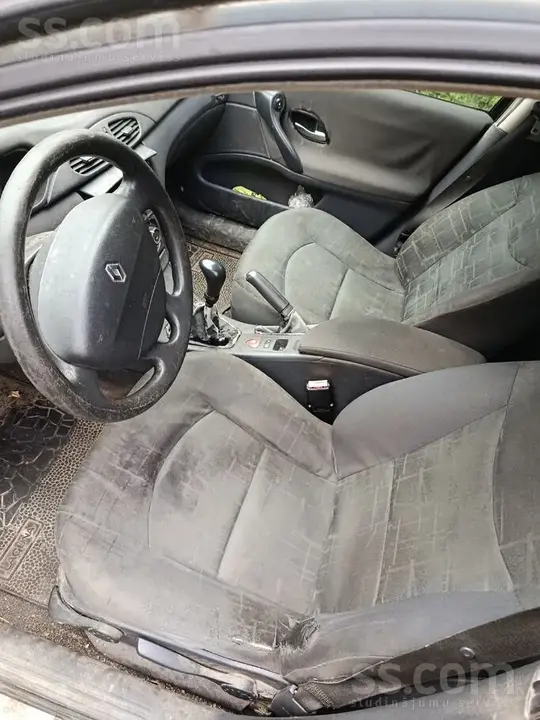 Renault Laguna 2003 photo 5