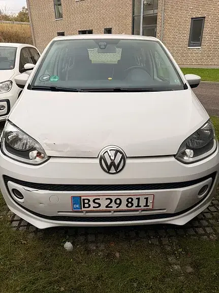 Volkswagen Up 2012 photo 4