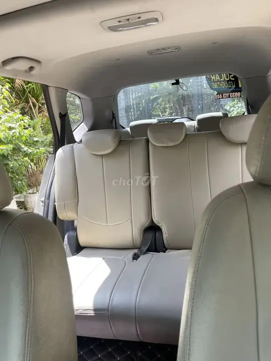 Kia Carens 2011 photo 2