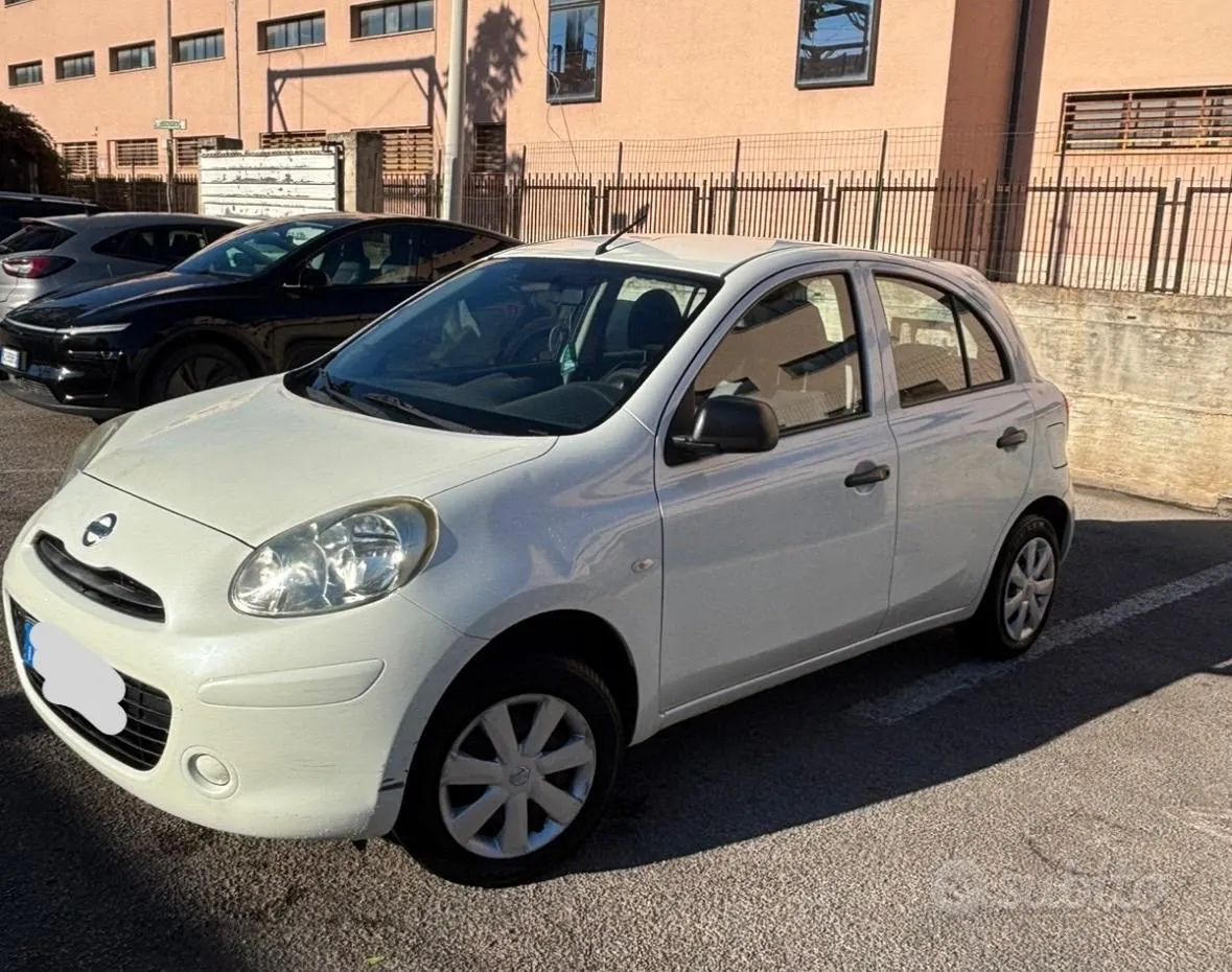 Nissan Micra 2013 photo 4