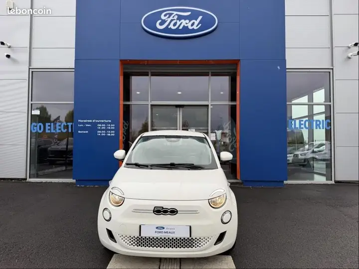 Fiat 500 2023 photo 2