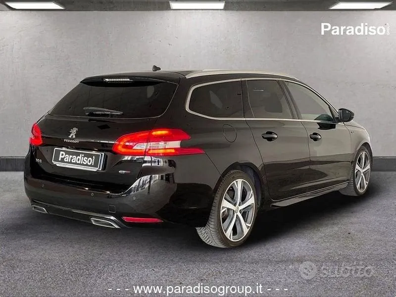 Peugeot 308 2017 photo 2