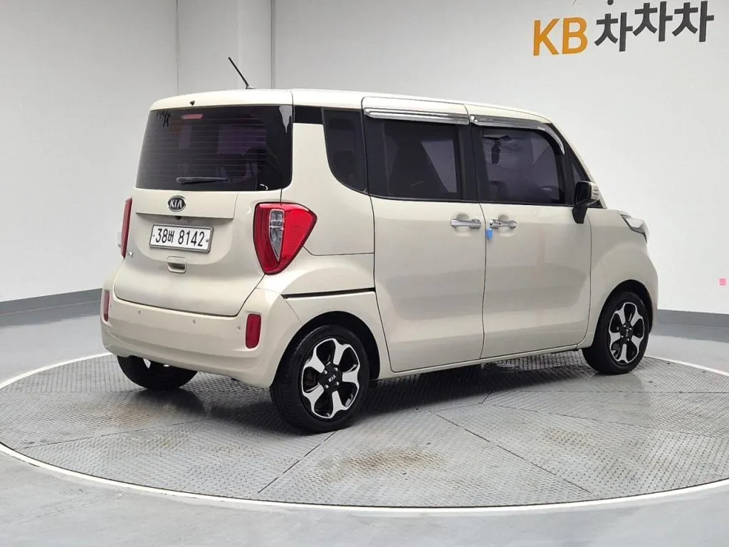 Kia Ray 2012 photo 3