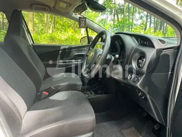 Toyota Vitz 2018 photo 3