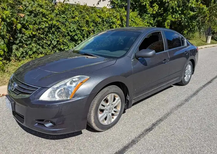 Nissan Altima 2011 photo 3