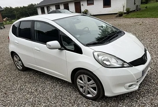 Honda Jazz 2015 photo 3