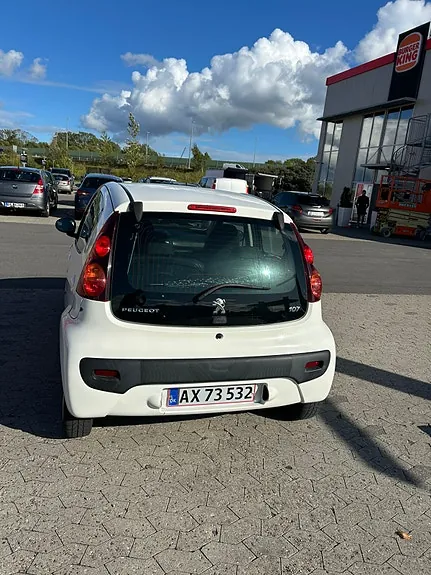 Peugeot 107 2014 photo 4