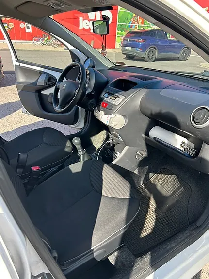 Peugeot 107 2014 photo 5