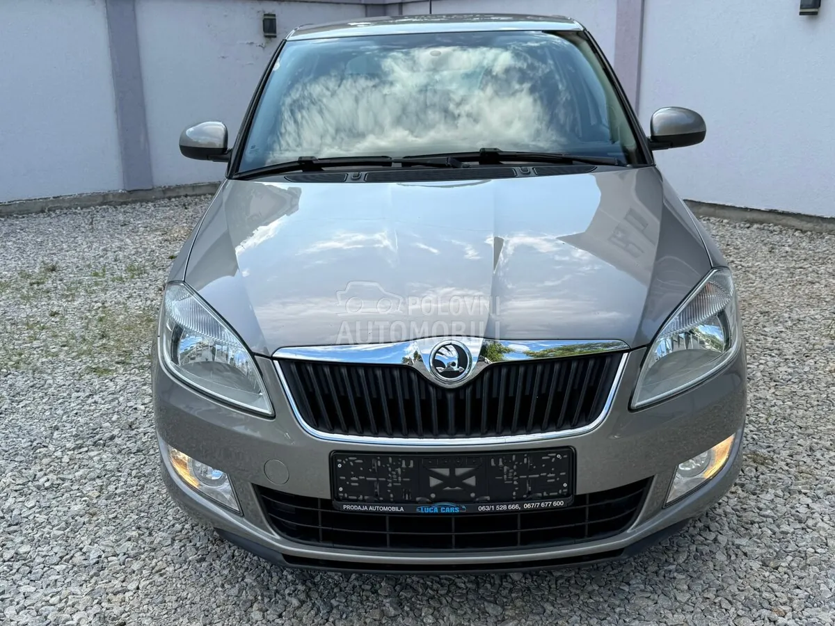 Skoda Fabia 2014 photo 3