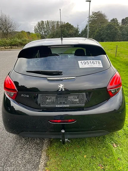 Peugeot 208 2016 photo 4