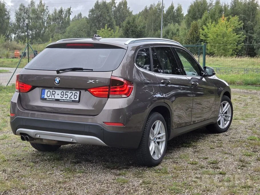 BMW X1 2014 photo 2