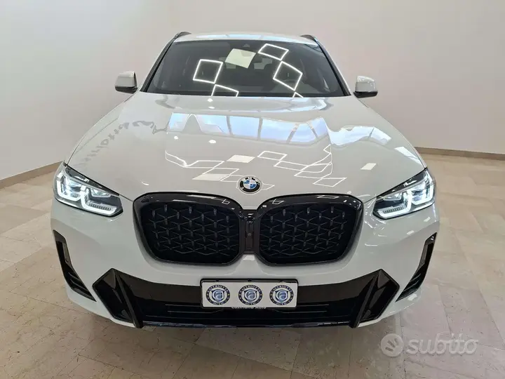 BMW X4 2023 photo 2