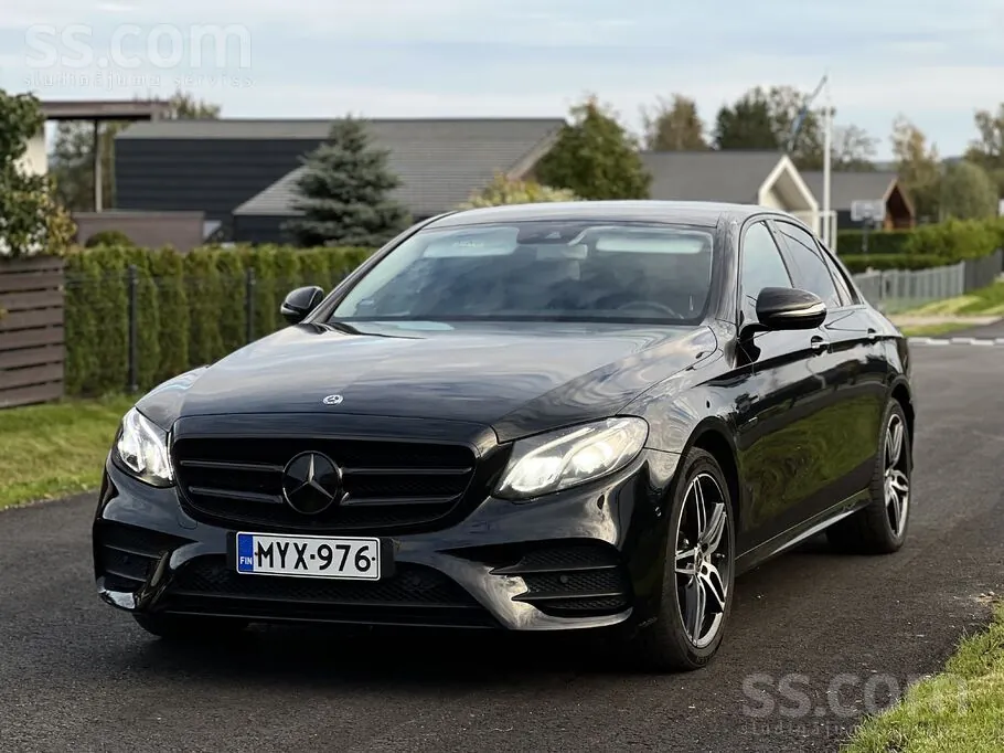 Mercedes-Benz E350E 2018 photo 2