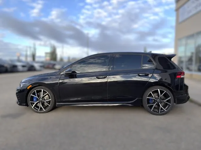 Volkswagen Golf R 2024 photo 2