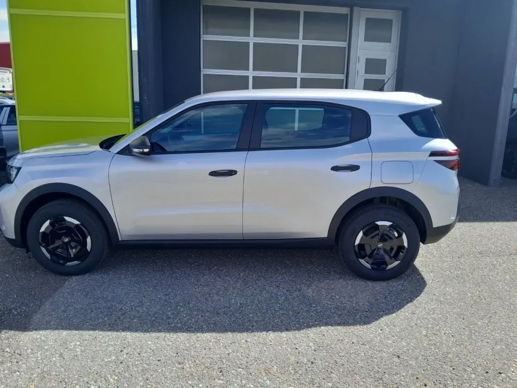 Opel Frontera photo 2