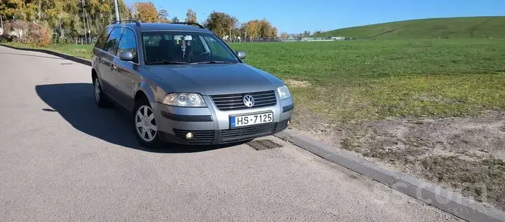Volkswagen Passat 2002 photo 2