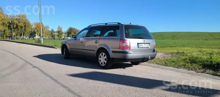 Volkswagen Passat 2002 photo 3