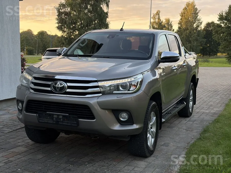 Toyota Hilux 2019 photo 2