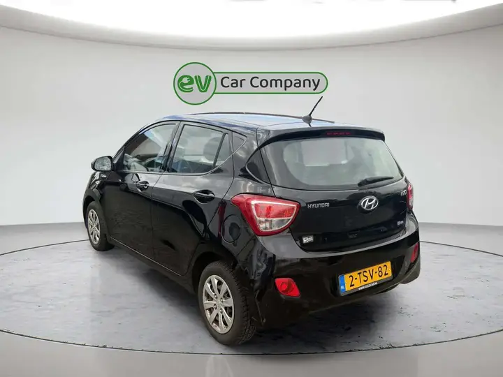 Hyundai I10 2015 photo 3