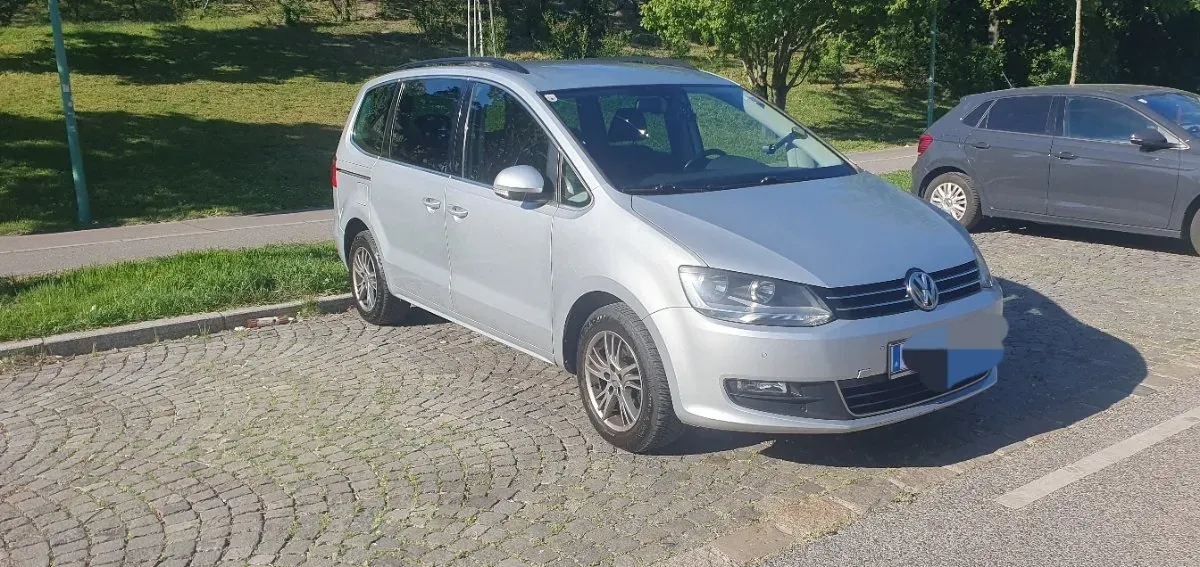 Volkswagen Sharan 2010 photo 2
