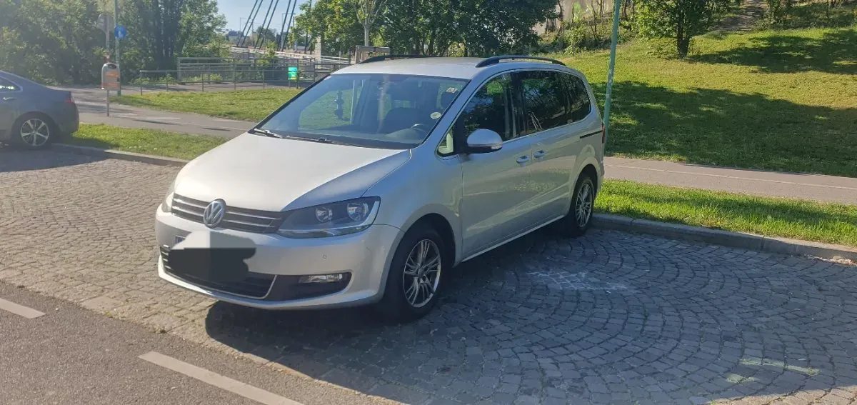 Volkswagen Sharan 2010 photo 3