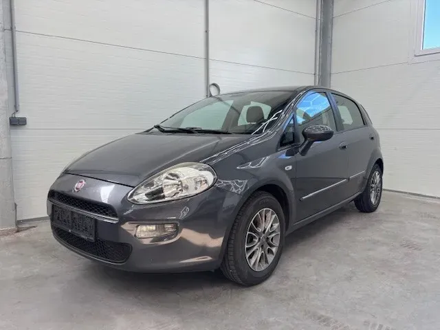 Fiat Punto 2013 photo 2