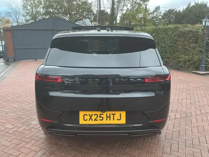 Land Rover Range Rover Sport 2025 photo 5