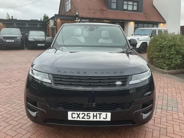 Land Rover Range Rover Sport 2025 photo 2