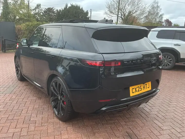 Land Rover Range Rover Sport 2025 photo 4