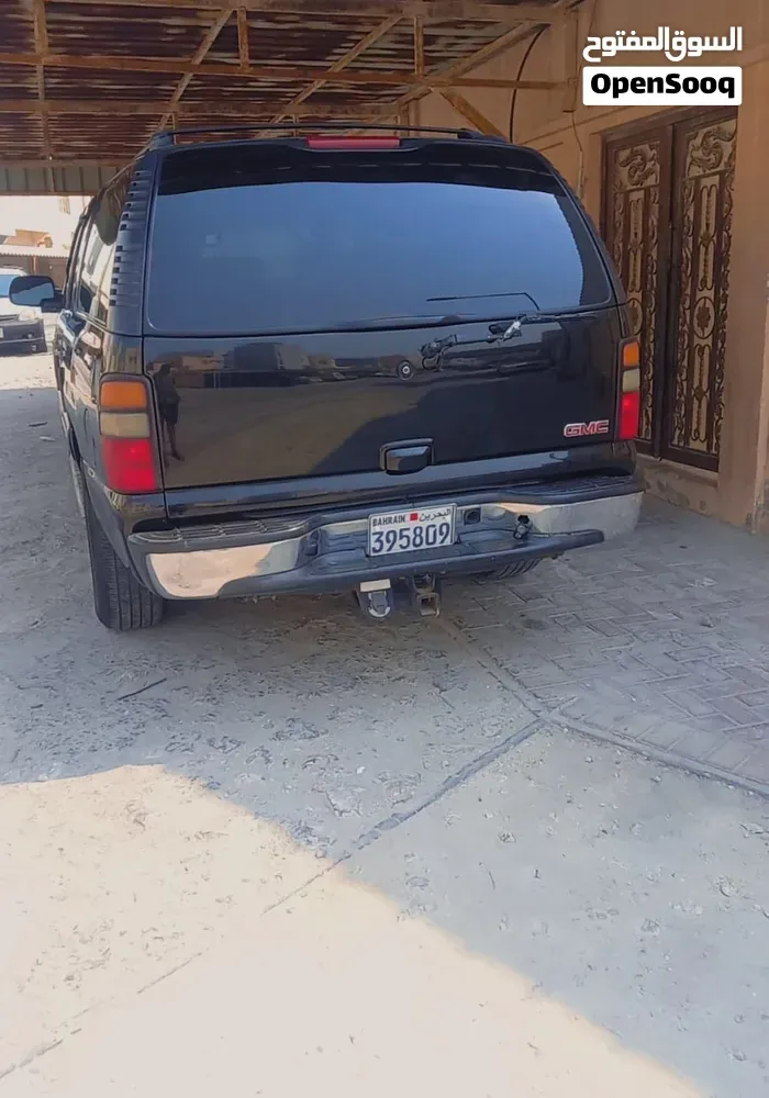 GMC Yukon 2005 photo 2