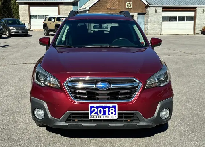 Subaru Outback 2018 photo 2