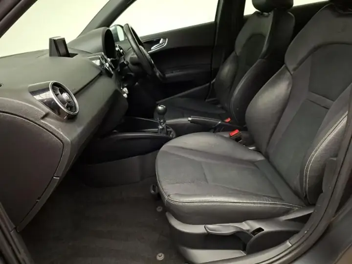 Audi A1 2018 photo 5