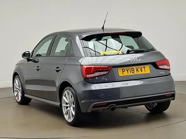 Audi A1 2018 photo 2