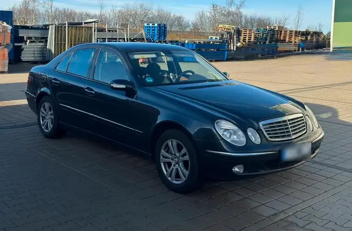Mercedes-Benz E 320 Elegance