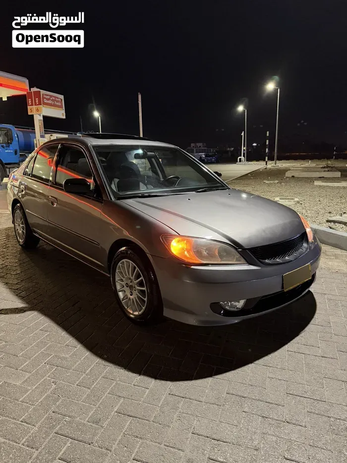 Honda Civic 2004 photo 2