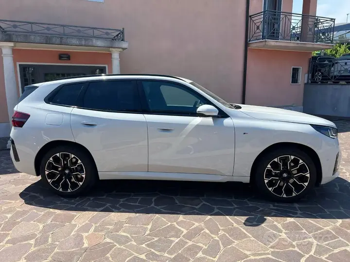 BMW X3 2024 photo 2