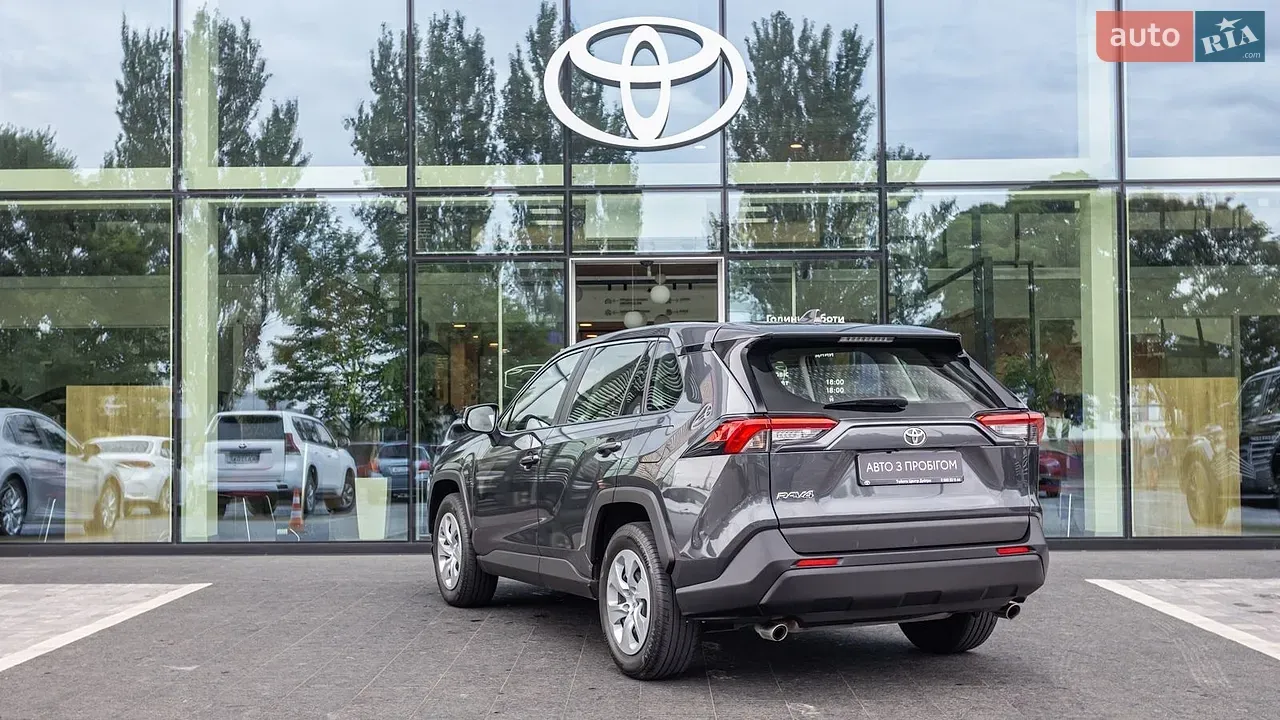 Toyota Rav4 2019 photo 2