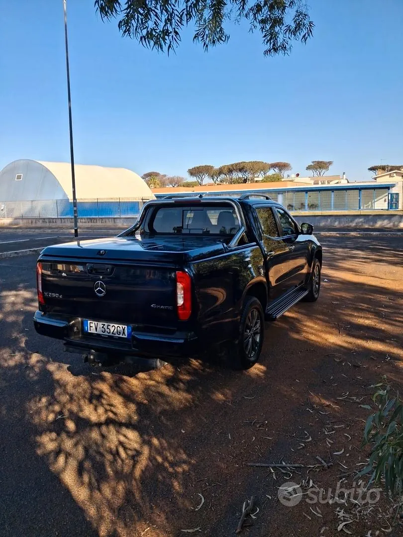 Mercedes-Benz X 250 2019 photo 2