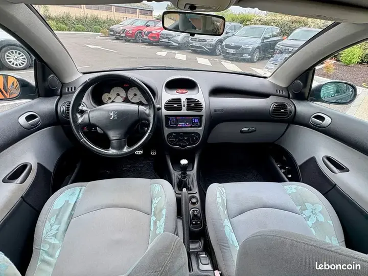 Peugeot 206 2006 photo 3