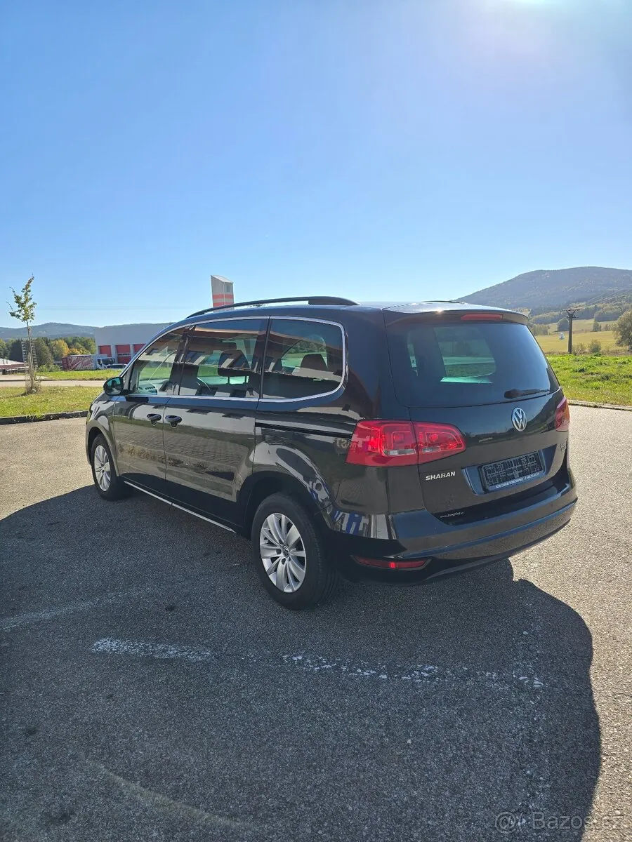 Volkswagen Sharan 2012 photo 5