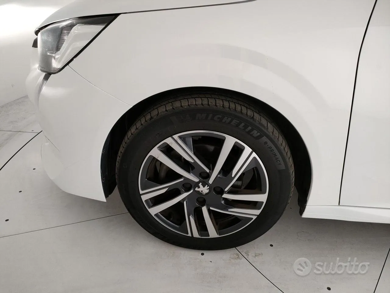 Peugeot 208 2023 photo 5