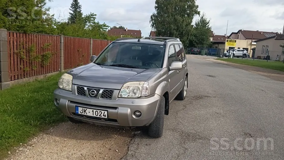 Nissan X-Trail 2005 photo 4